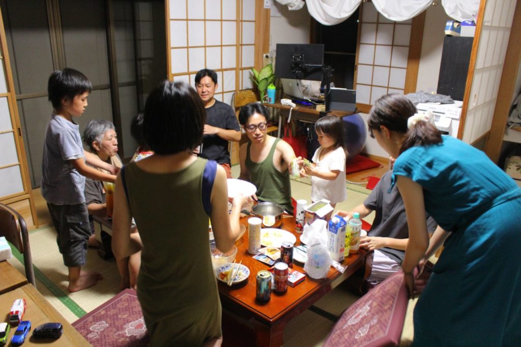 地域コミュニティは人口減少を防げるのか?